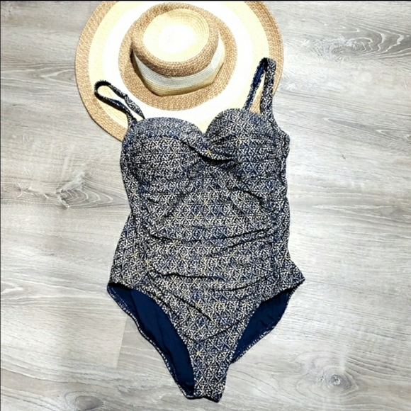 NipTuck Navy Nautical Foil Joanne Twist Front Tummy Control One Piece Swimsuit - Picture 1 of 9